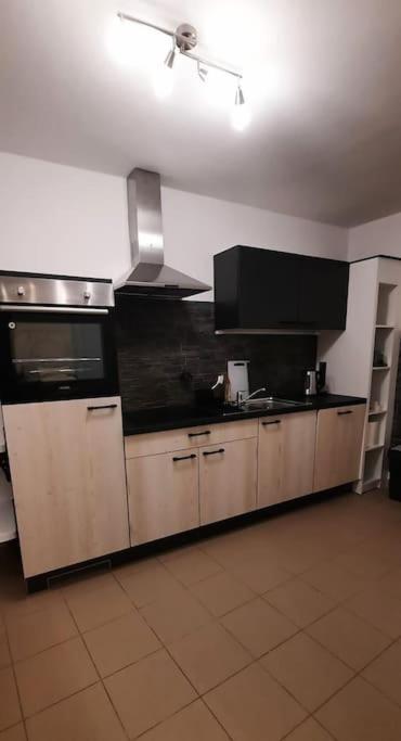 Einzigartiges Apartment Inkl. Gratis Parkplatz Vienna Exterior photo